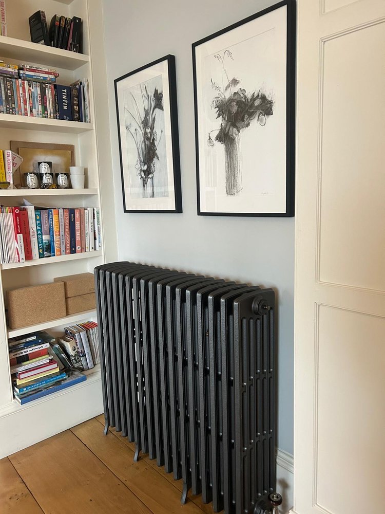 Cast iron radiator